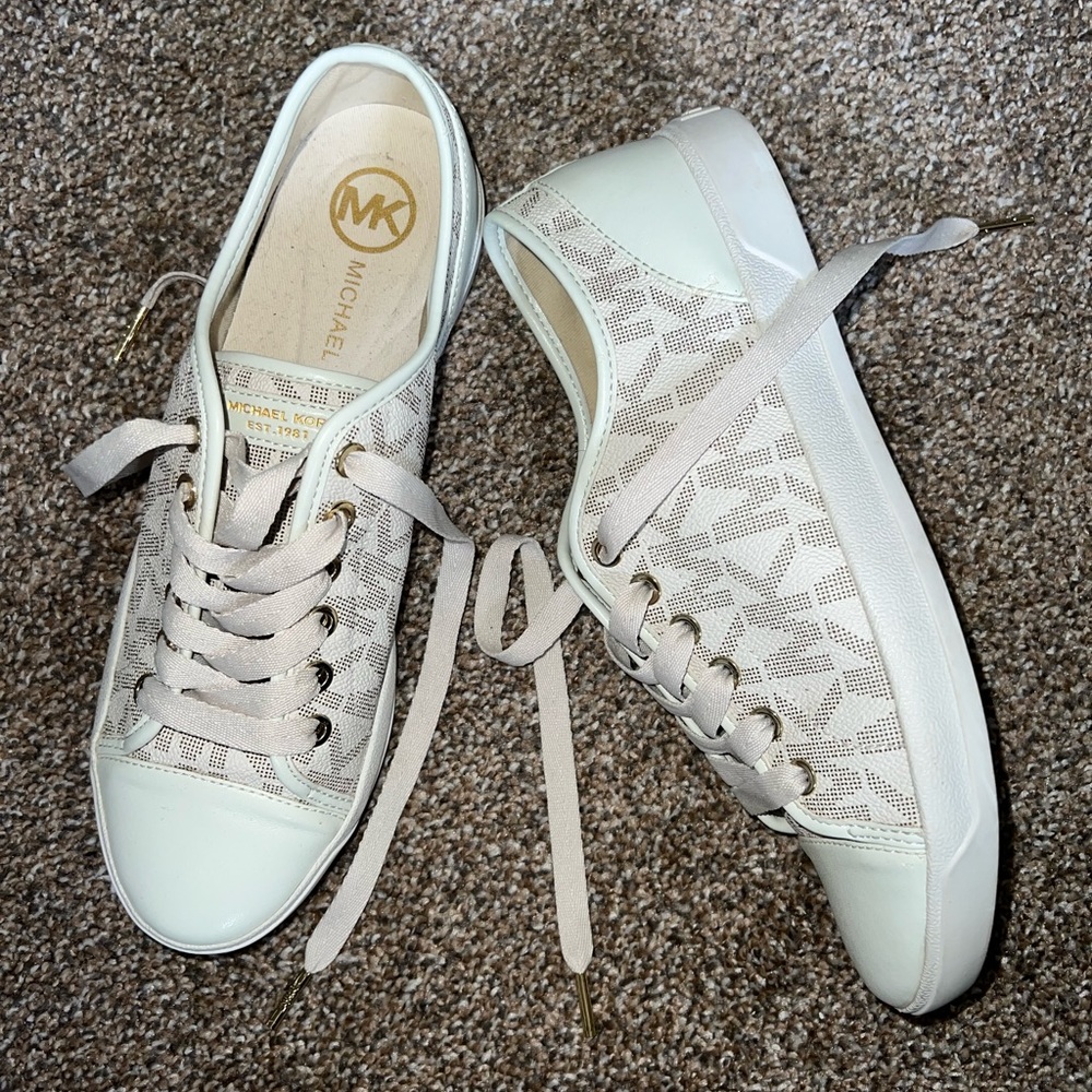 Micheal Kors shoes